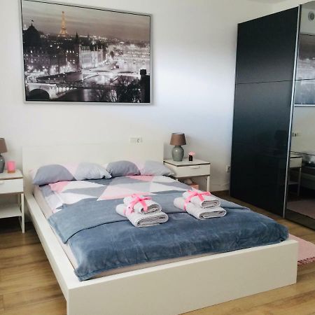 Neu! Top Apartment! 7Km Saarbruecken! Terrasse, Garten! Sulzbach  Eksteriør billede