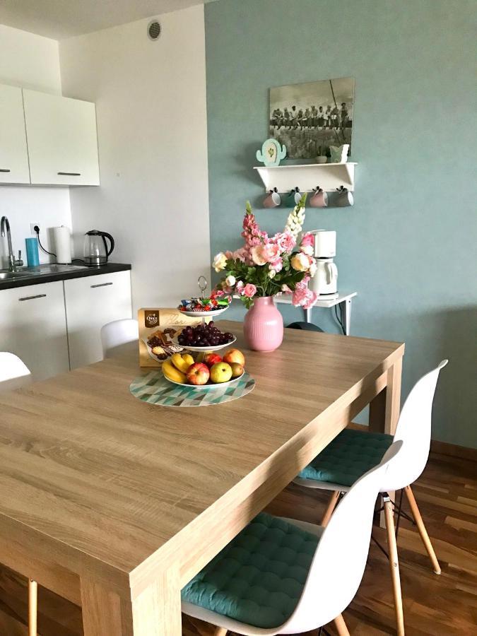 Neu! Top Apartment! 7Km Saarbruecken! Terrasse, Garten! Sulzbach  Eksteriør billede
