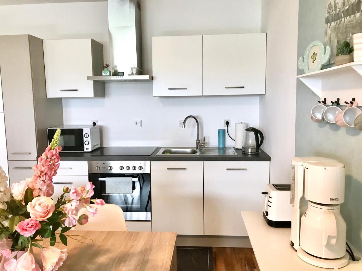 Neu! Top Apartment! 7Km Saarbruecken! Terrasse, Garten! Sulzbach  Eksteriør billede