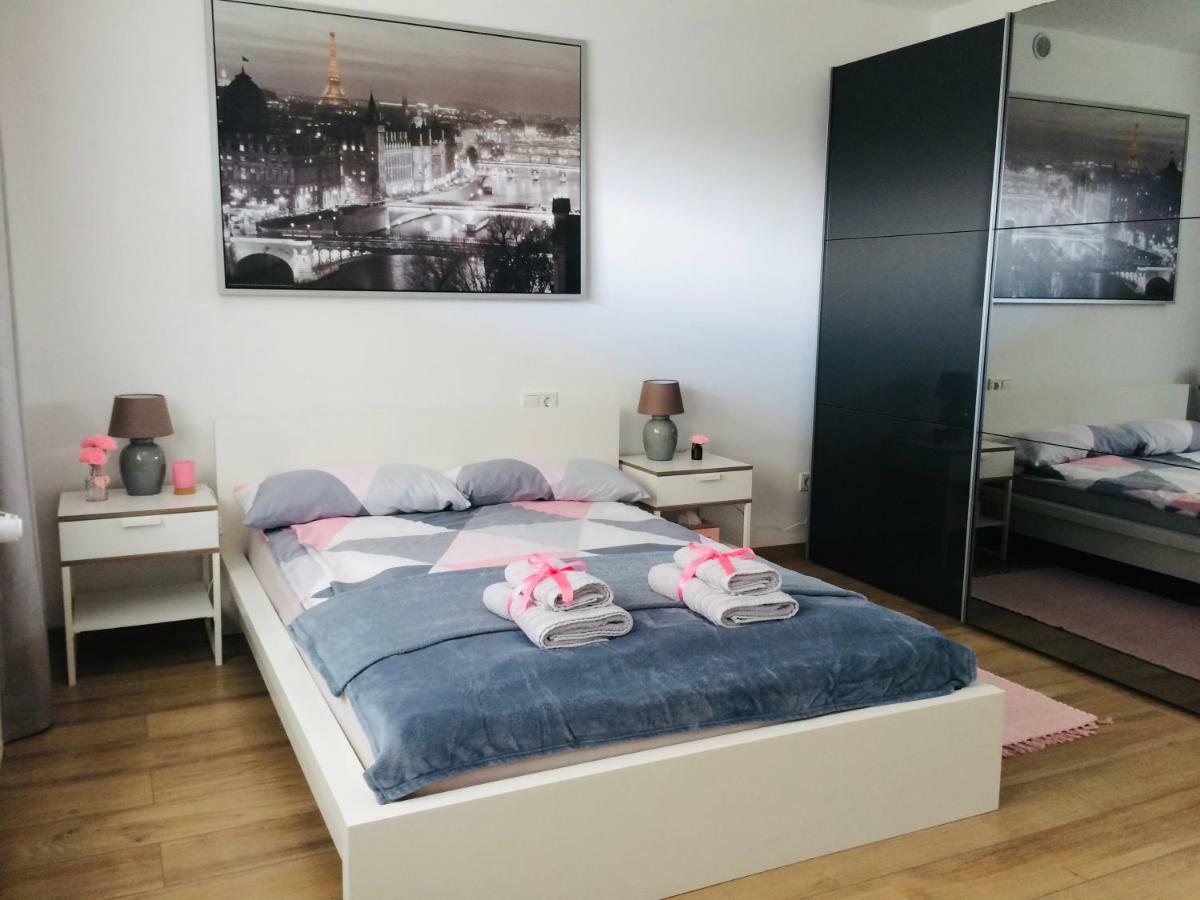 Neu! Top Apartment! 7Km Saarbruecken! Terrasse, Garten! Sulzbach  Eksteriør billede